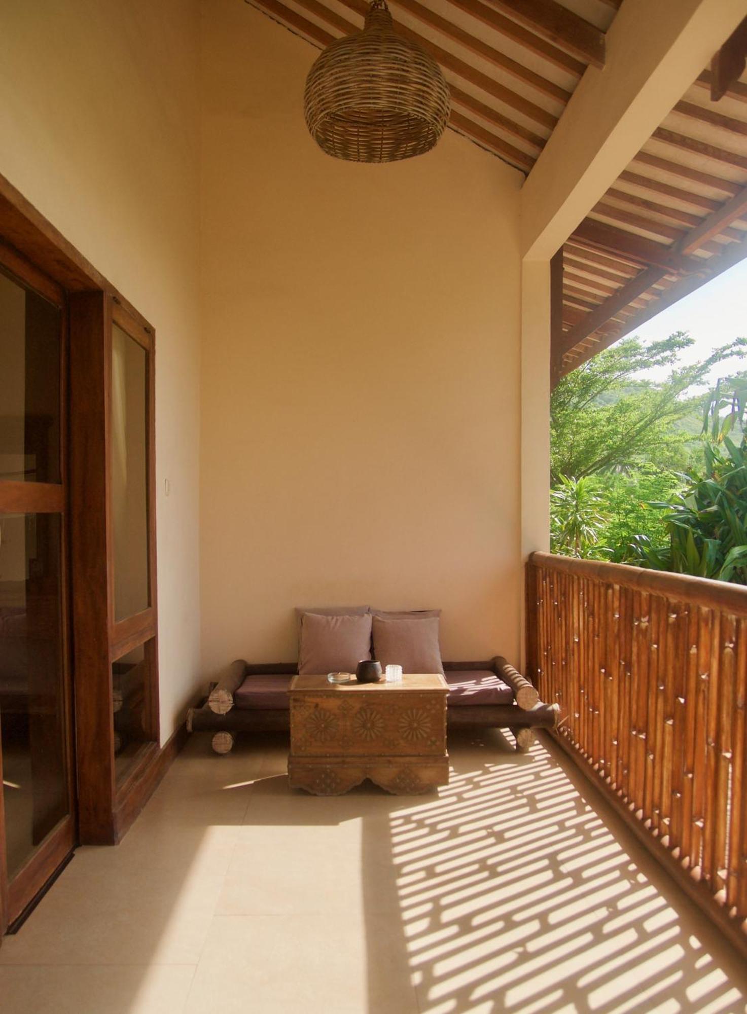 Owa Lodge Areguling Kuta  Δωμάτιο φωτογραφία