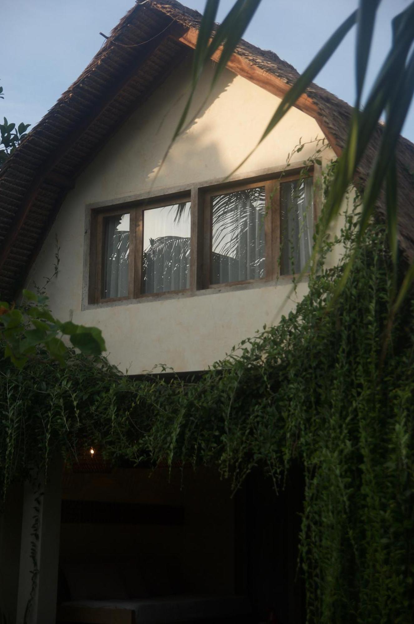 Owa Lodge Areguling Kuta  Εξωτερικό φωτογραφία