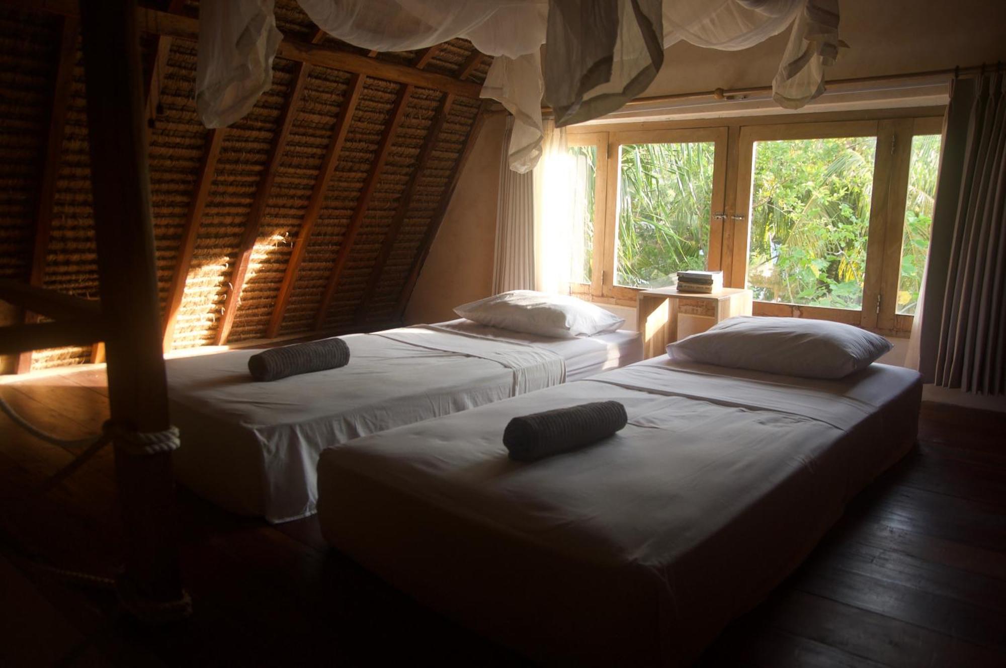 Owa Lodge Areguling Kuta  Δωμάτιο φωτογραφία